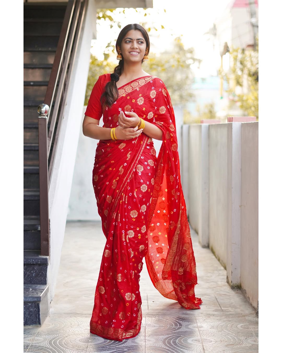 Banarasi Gharchola Dollar Buti Bandhani Saree | Authentic Rajasthani Bridal Saree – Lfariya Fashion